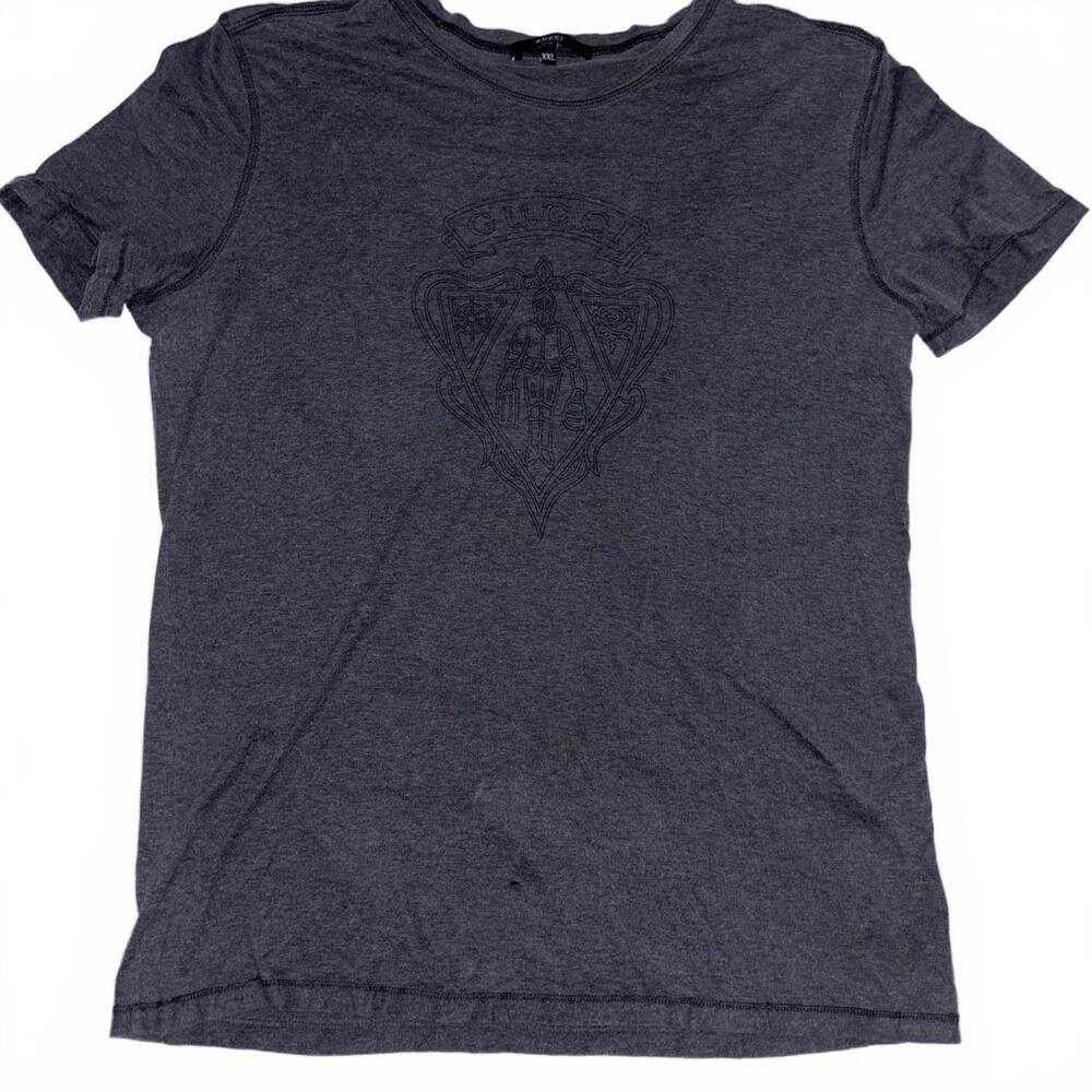 Gucci crest logo t-shirt